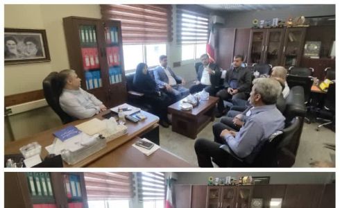 حضور شهردار سرخنکلاته و اعضای شورای اسلامی در دفتر مدیر کل دفتر امور شهری و شوراهای استانداری گلستان